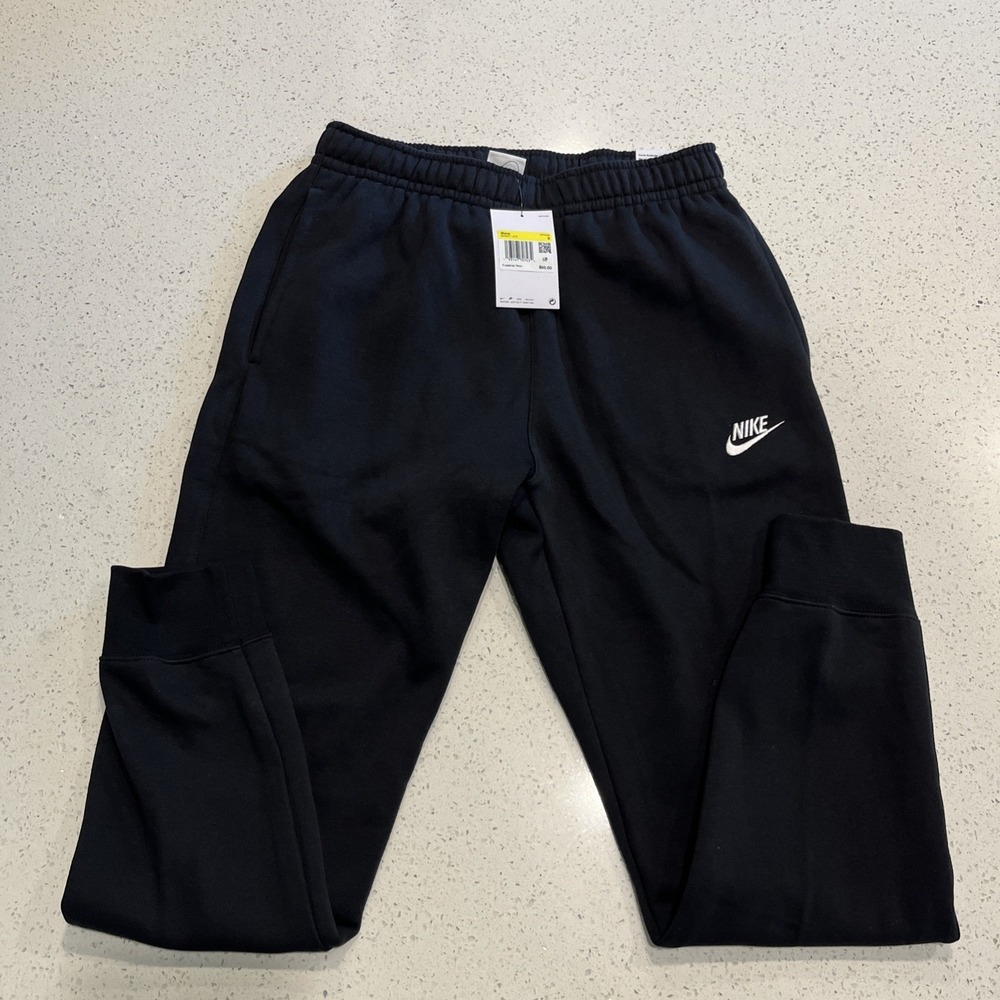Nike Men's NSW Sportswear Club Fleece Jogger Tapered Black Size S NWT BV2671-010
